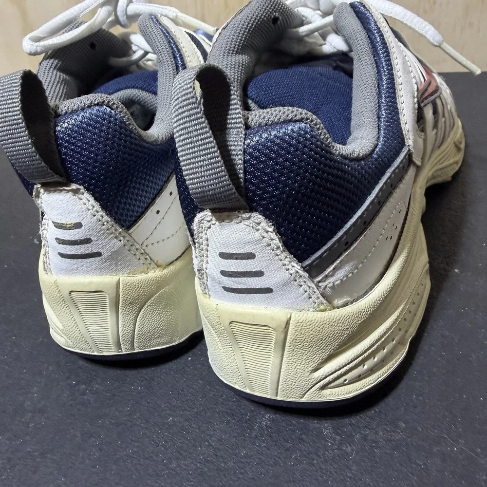 Nike‎ Athletic Youth Boy's Shoes Multi-Color Size 6Y
